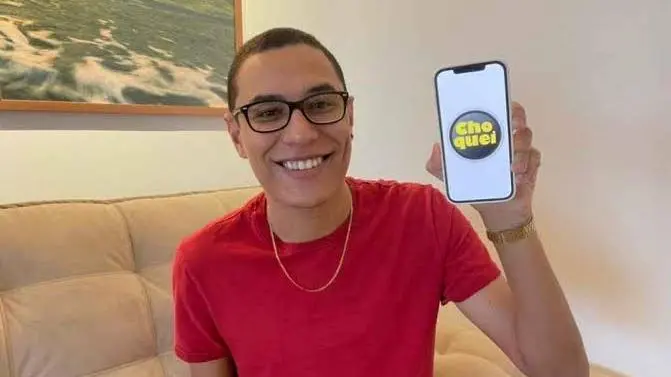 Com mais de 20 milhões de seguidores, página "Choquei" sai do ar e levanta dúvidas entre seguidores 2 choquei