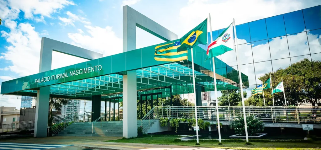 Rio Verde abre seleção com 624 oportunidades e salários de até R$ 2,6 mil 3 1520X710