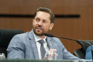 Bruno Peixoto durante sessão na Alego