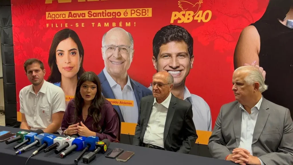 A aposta de Aava: trocar de partido, disputar deputada e reduzir o risco da ação do PSDB