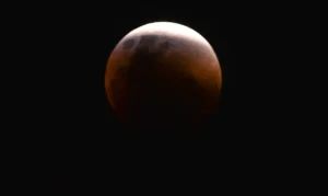 lua de sangue