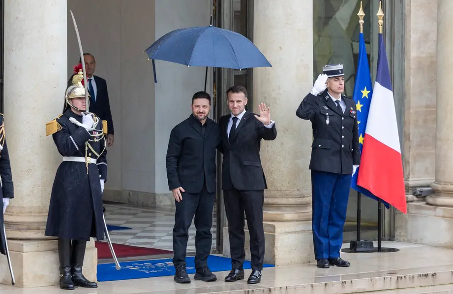 Negociações sobre a Ucrânia estão em “pausa situacional” 2 Empréstimo é travado pela oposição da Hungria