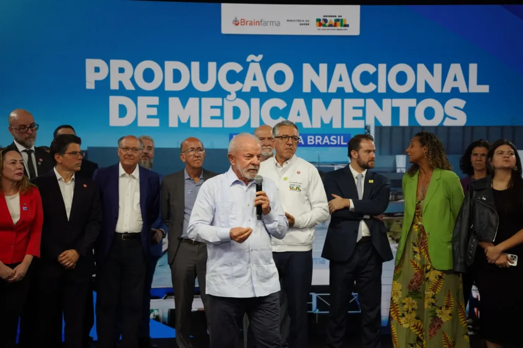 Lula em Anápolis: “Quando uma pessoa não pode comprar um medicamento, o Estado tem a obrigação de comprar” 3 Lula