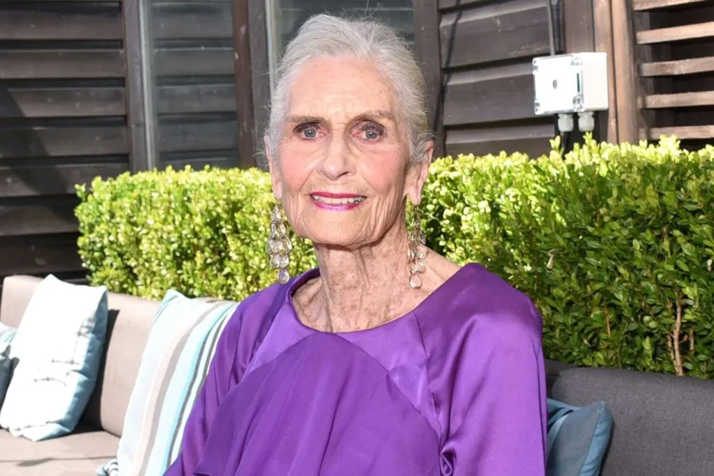 Daphne Selfe 2 032526 51139ed9ee6842f1b9e9454db4178c9e
