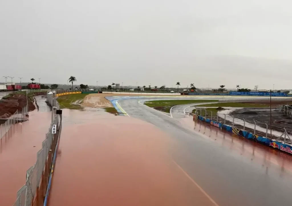 Chuva forte alaga autódromo de Goiânia e preocupa organização do GP do Brasil de MotoGP