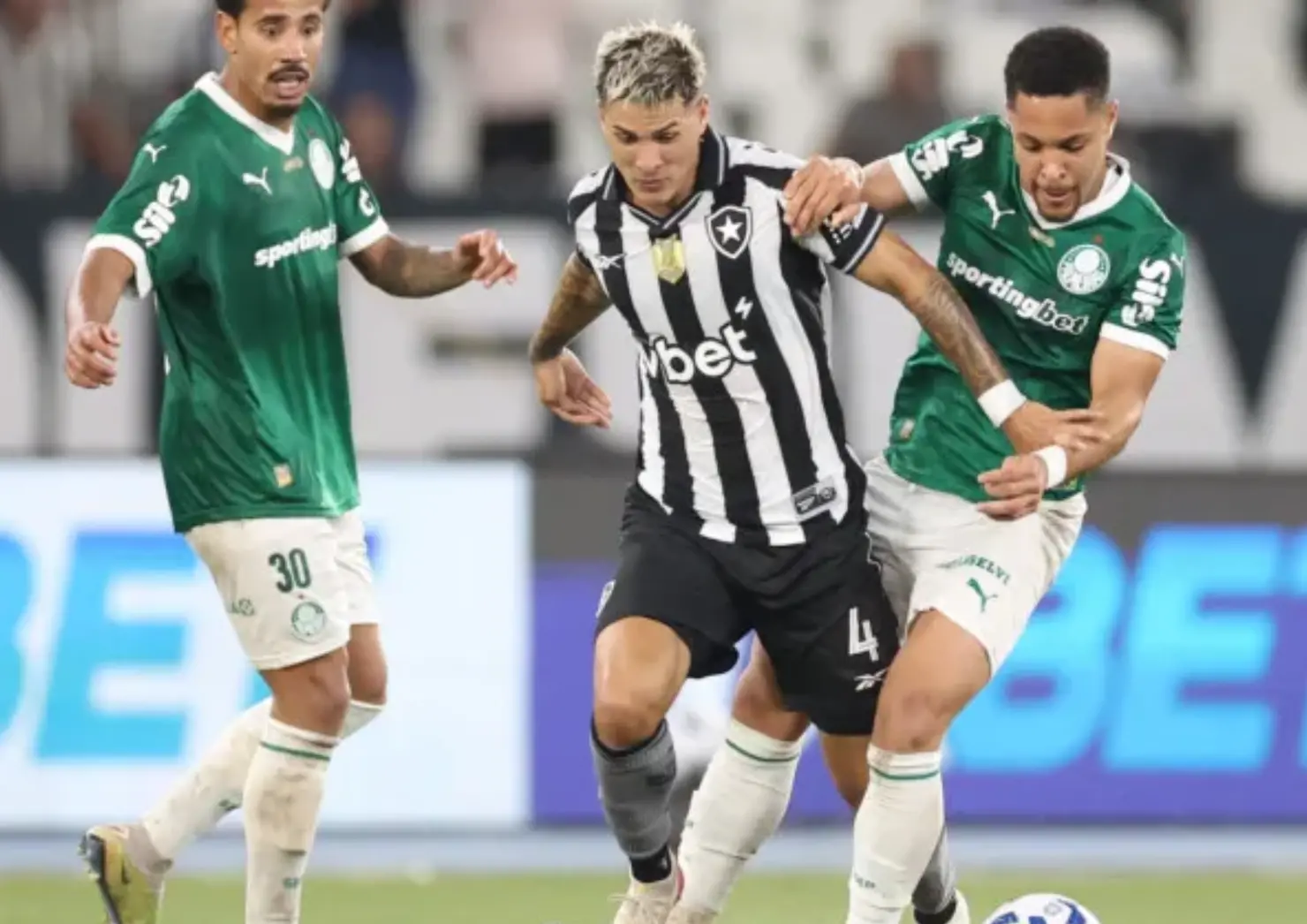 Palmeiras x Botafogo: escalações, horário e onde assistir
