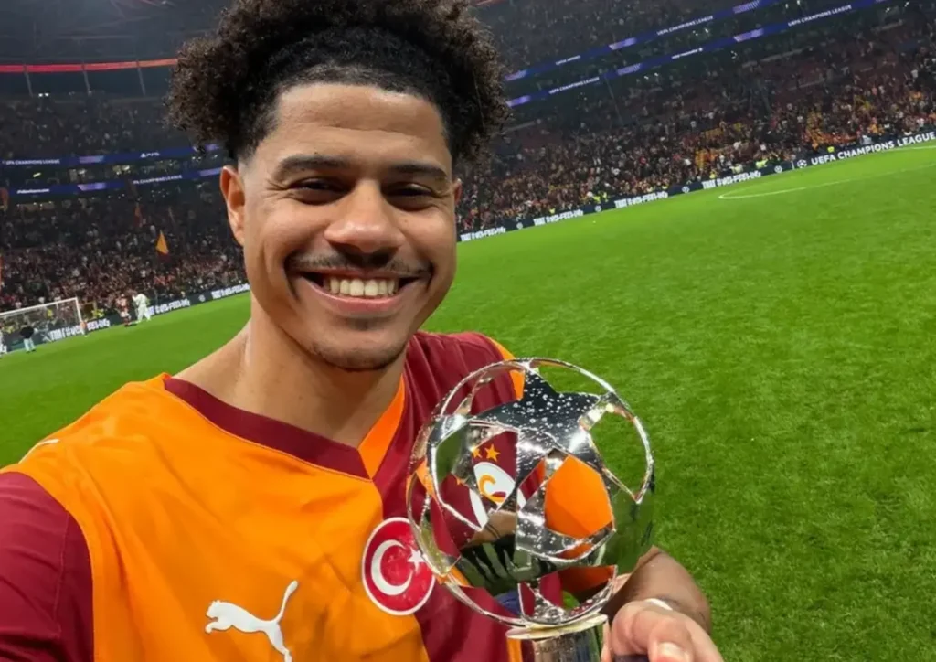 Galatasaray vence Liverpool por 1x0 em jogo morno