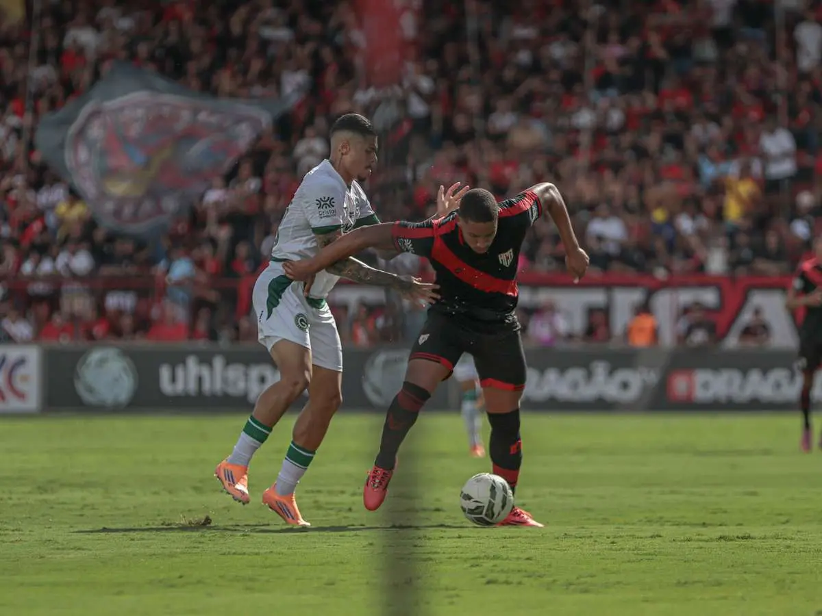 Atletico vence Goiás por 2x0