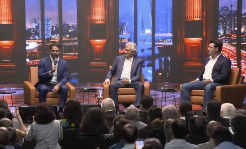 Pressão de Caiado leva PSD a antecipar definição sobre candidato à Presidência