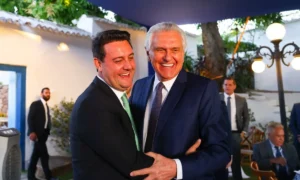 PSD deve anunciar Ratinho Jr. ao Planalto e movimento pode deixar Caiado fora da disputa presidencial