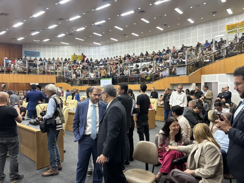 Goiânia mantém decreto de calamidade mesmo com arrecadação de R$ 10 bilhões e superávit nas contas 2 Goiânia mantém decreto de calamidade mesmo com arrecadação de R$ 10 bilhões e superávit nas contas