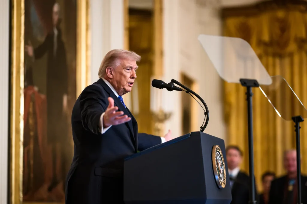 Trump rejeita fazer acordo na guerra com Irã