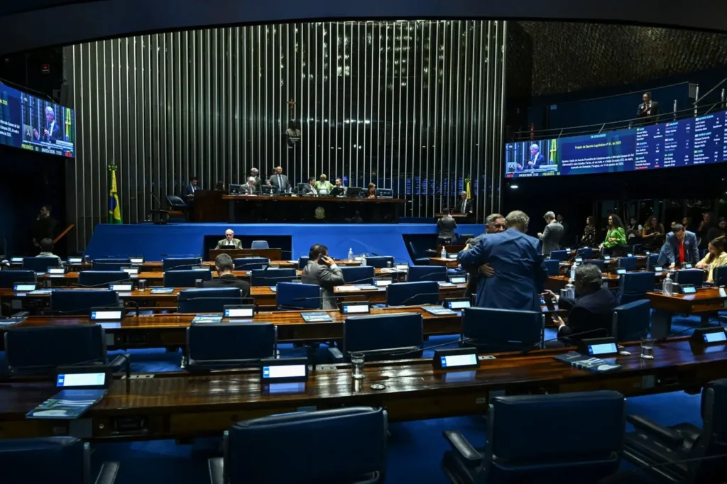 candidatos ( essa foto é o senado)