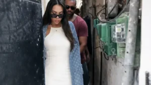 mulher ( Conhecida nas plataformas como “rainha do gozo farto”, ela estava foragida há quase um ano)