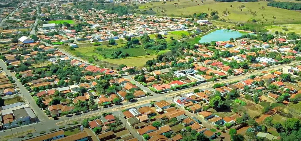 Prefeitura de Firminópolis-GO abre seleção com salários de até R$ 5,3 mil 2 Firminópolis