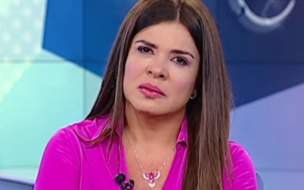 Mara Maravilha afirma ser “negona branca” e gera repercussão nas redes 3 mara maravilha sbt