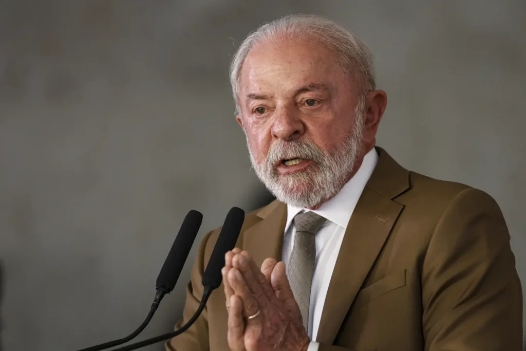 Presidente Lula discursando