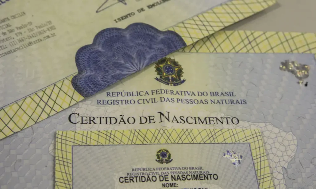 Lei amplia licença-paternidade para 20 dias e cria salário-paternidade 2 paternidade
