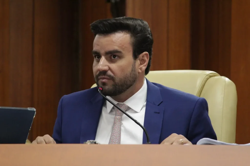 2 abre Luan Alves Foto Millena Cristina Camara Municipal