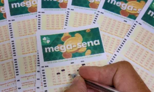 Mega-Sena pode pagar R$ 45 milhões nesta terça-feira (14)