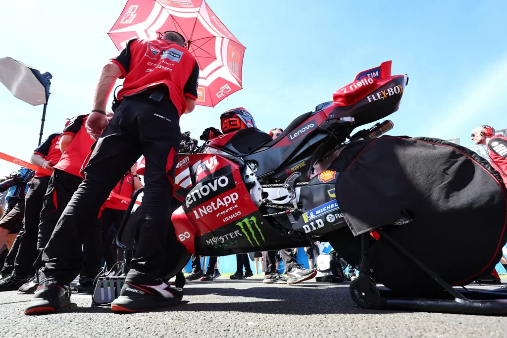 Marc Márquez admite falta de ritmo e descarta briga pelo título da MotoGP no momento