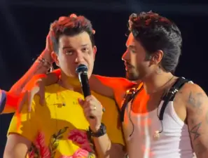 Hugo, da dupla com Guilherme, chora durante show ao revelar perda de bebê com a esposa
