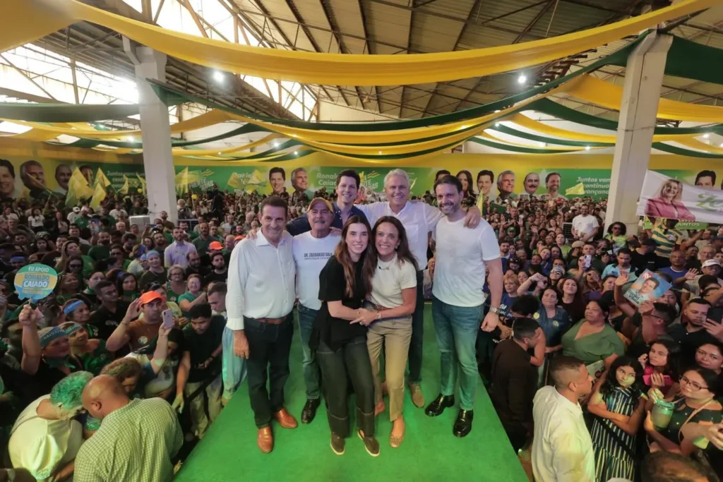 Em Luziânia, Caiado e Daniel fortalecem legado positivo no Entorno 2 Daniel