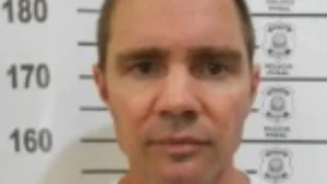 Vorcaro urina sangue e deve sair da prisão para hospital