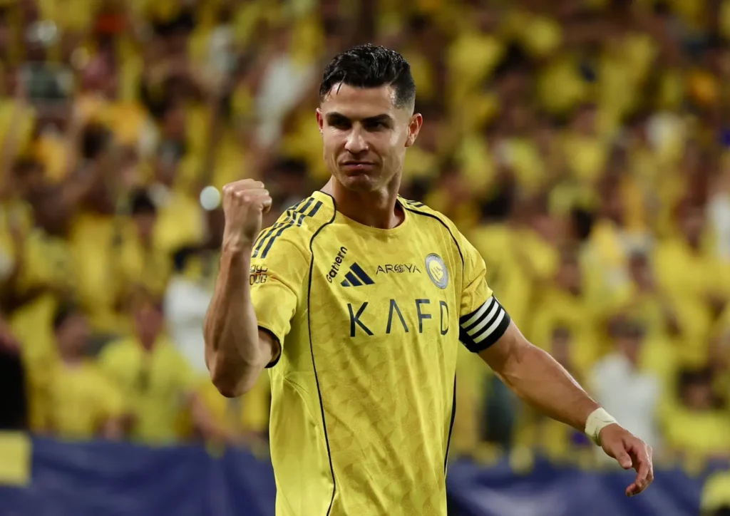 Cristiano Ronaldo fala sobre aposentadoria e emociona torcedores: “O fim está próximo”