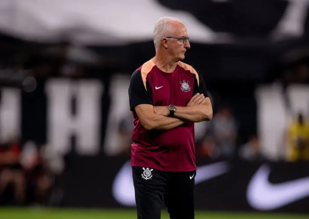 Últimos 5 técnicos da Seleção estão sem clube após saída de Dorival do Corinthians