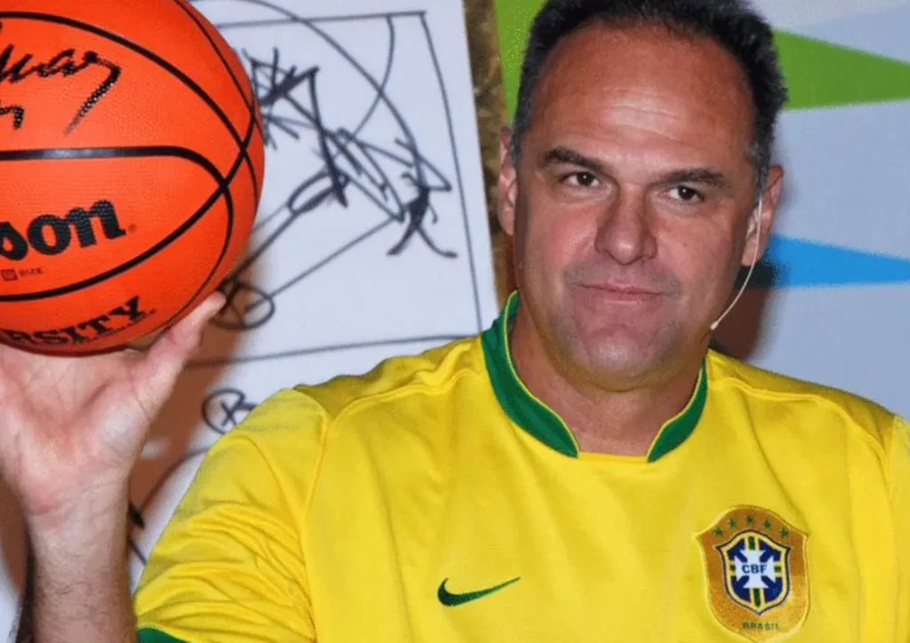 Porque Oscar Schmmidt recusou a NBA e de onde vem o apelido "mão santa"