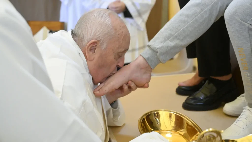 O que significa Lava-Pés na Quinta-feira Santa?