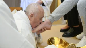 O que significa Lava-Pés na Quinta-feira Santa?