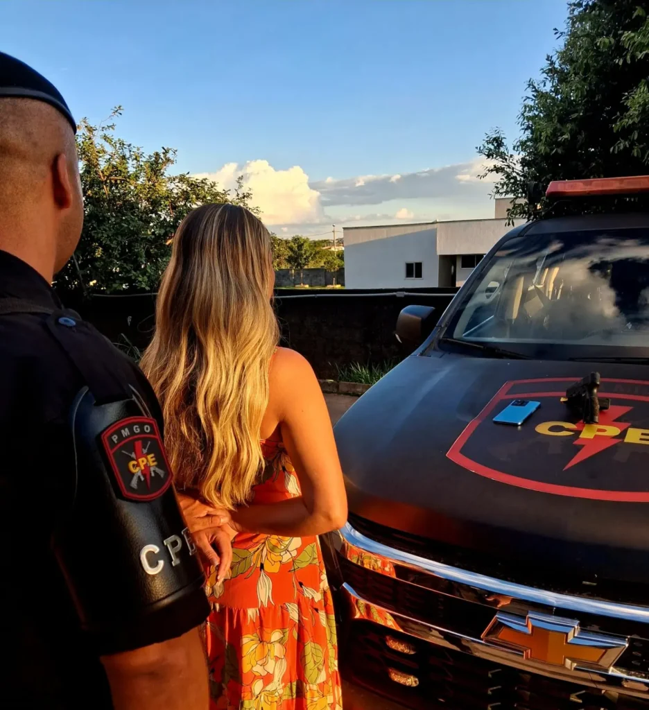 Mulher agride cunhada, rouba celular e acaba presa horas depois em Aparecida