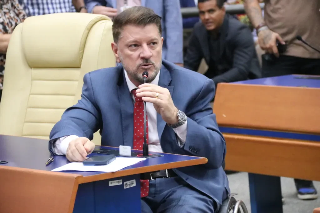 Daniel segue nas mudanças de pastas e cogita proximidade com o Novo em Goiás 5 Daniel