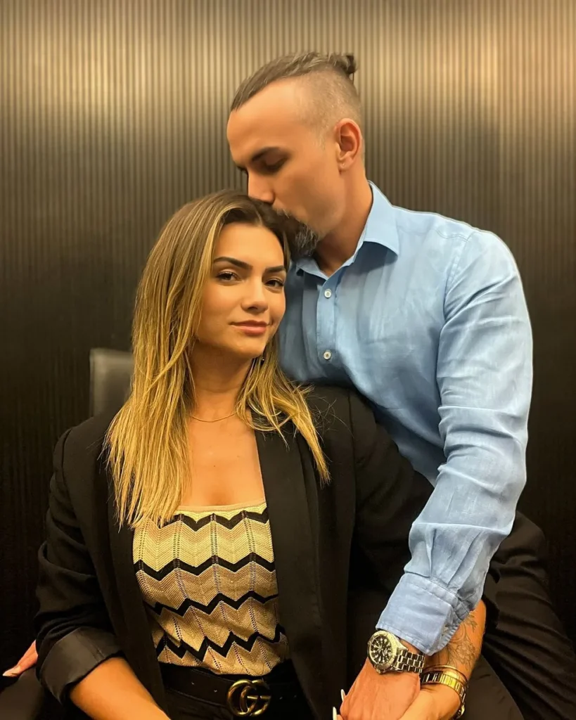 Marido de Kelly Key sofre AVC e é internado às pressas 3 kelly key celebra os 42 anos do marido mico freitas com declaracao apaixonada 2