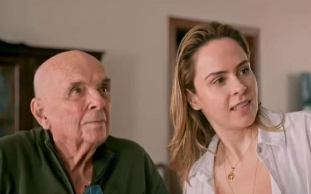 Irmã de Ana Paula Renault atualiza estado de saúde do pai após internação 2 Ana Paula