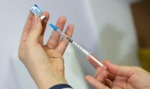 Vacina da gripe causa doença? Ministério da Saúde faz alerta