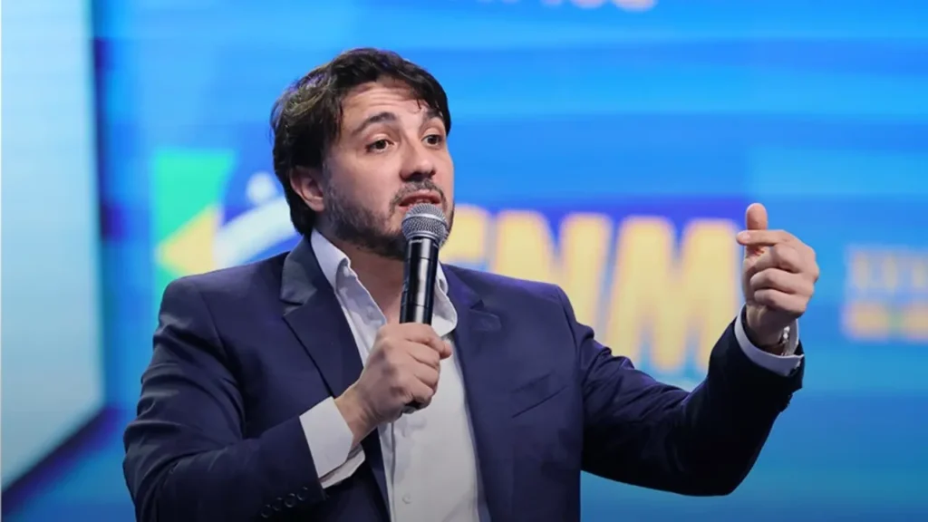 Renan Santos