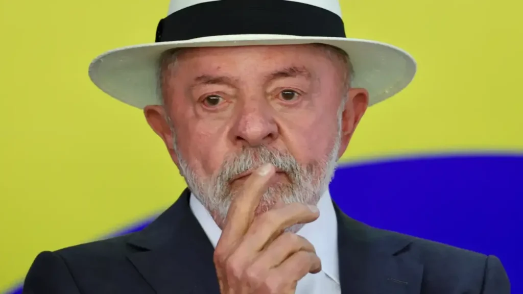 Pesquisa Atlas/Bloomberg aponta Lula à frente em todos os cenários de segundo turno para a Presidência