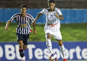 Anápolis goleia Rio Branco e fica perto do título da Copa Centro-Oeste