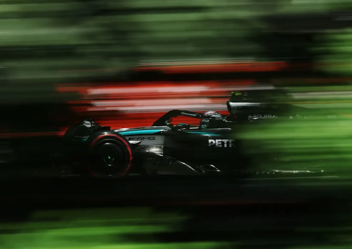 Mercedes domina treino livre do GP do Canadá com dobradinha