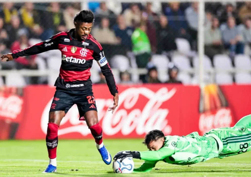 Flamengo x Cusco: escalações, horário e onde assistir