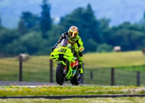 Di Giannantonio lidera treinos da MotoGP em Mugello; Diogo Moreira avança ao Q2 pela primeira vez