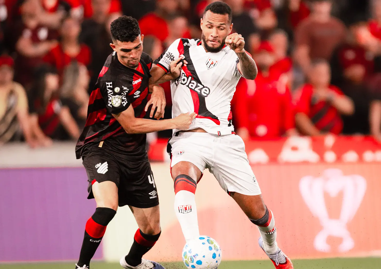 Atlético-GO x Athletico-PR: escalações e onde assistir