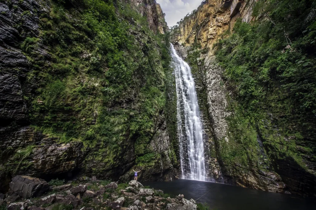 Cachoeira na Chapada dos Veadeiros terá área exclusiva para nudismo