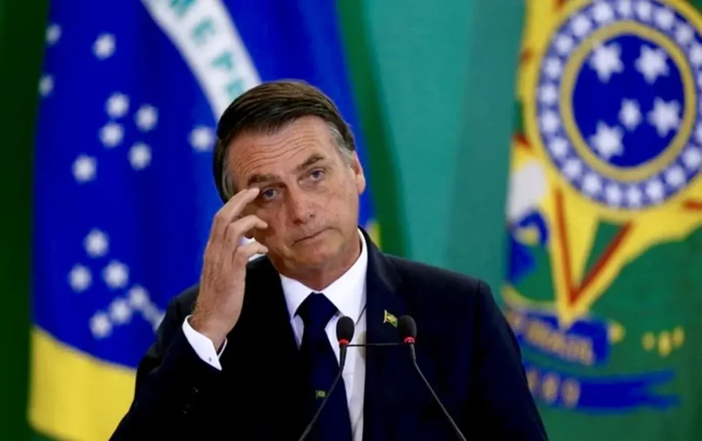Bolsonaro será solto? Saiba o que acontece após decisão de Nunes Marques 4 canva photo editor 49
