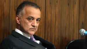 Carlinhos Cachoeira é preso no Aeroporto de Congonhas