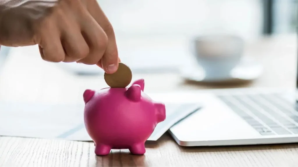 Poupança ou Tesouro Direto: qual é melhor para investir com segurança? 3 investimentos