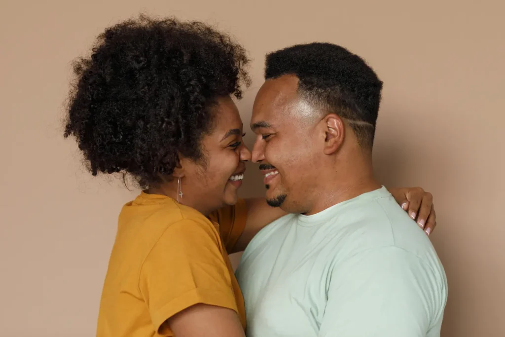 Solteiros superam casados no Brasil e impulsionam relações com acordos claros